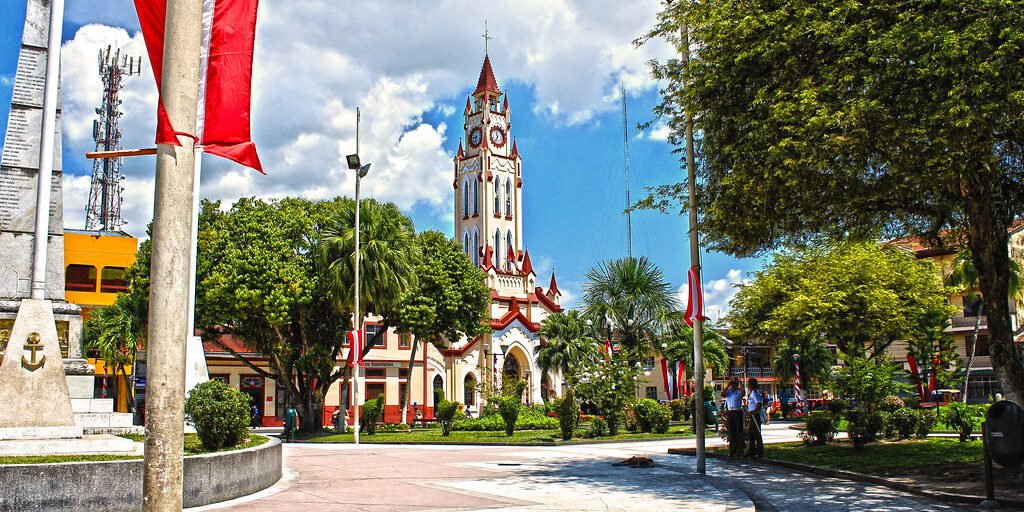 PLAZA DE ARMAS